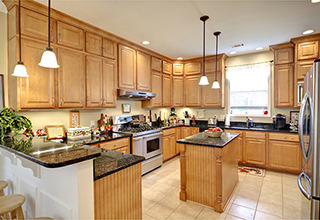 solid_wood_kitchen_cabinets6